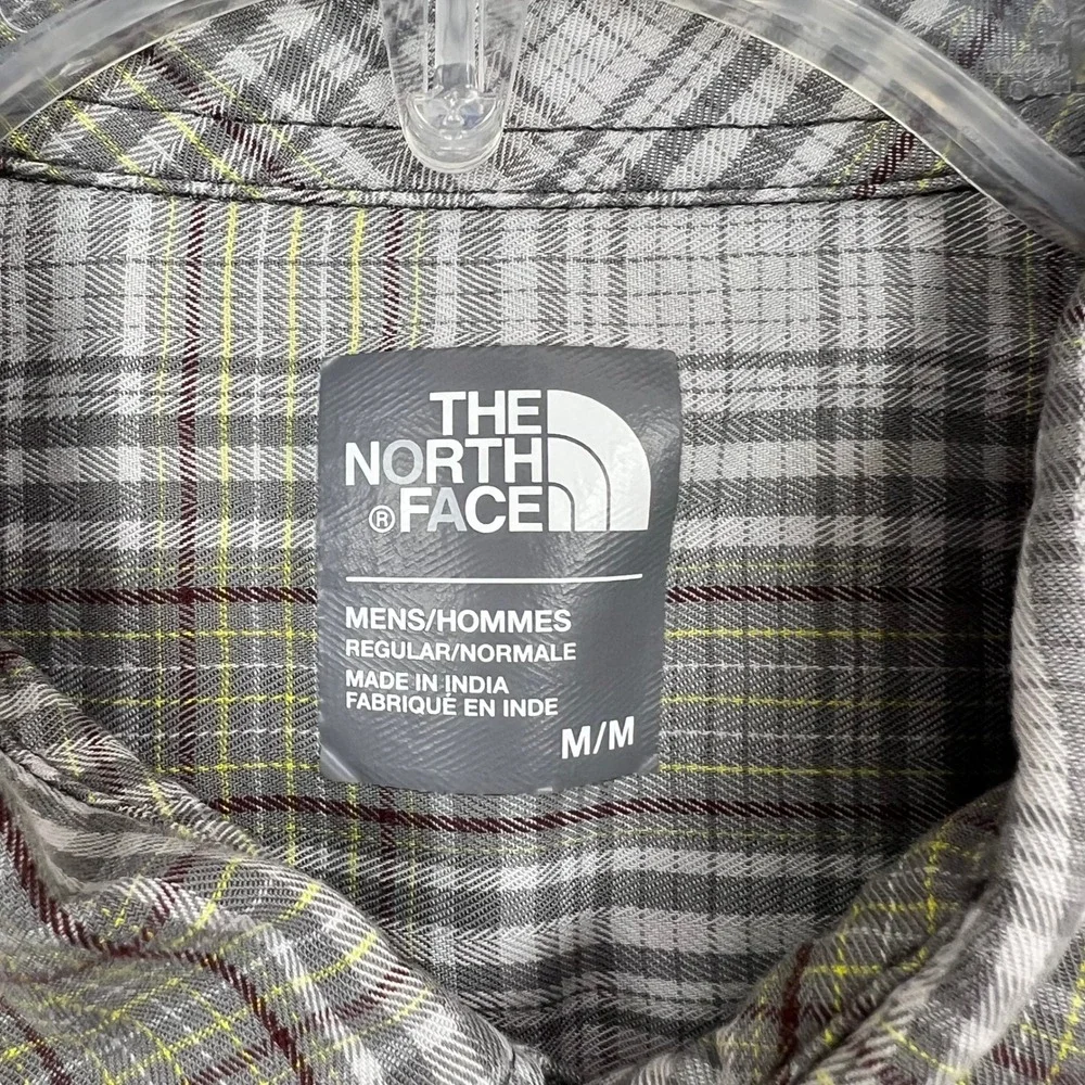 The North Face Button Down Shirt Mens M Grey Plaid Tekware Short Sleeve Pocket